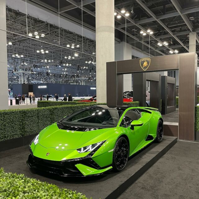 Lamborghini Huracan Tecnica, sporting all new bodywork, improved aero, and a new MMI system. What’re your thoughts? #lambo #lamborghini #nyias #supercar #luxury